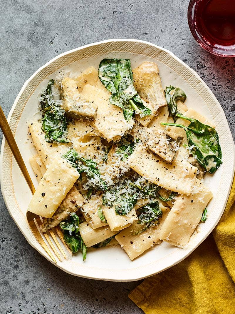 Creamy Spinach and Artichoke Pasta Recipe