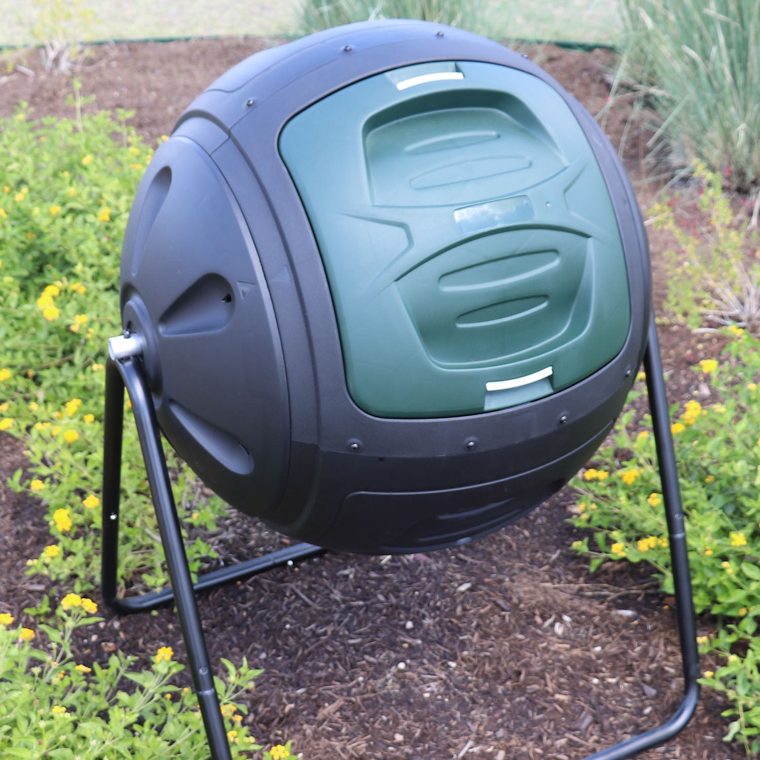 Ms. Tumbles® Compost Tumbler